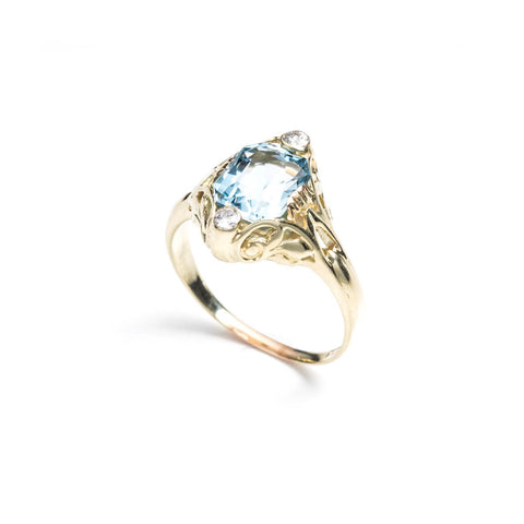 1910's Art Nouveau Aquamarine and Diamond Ring